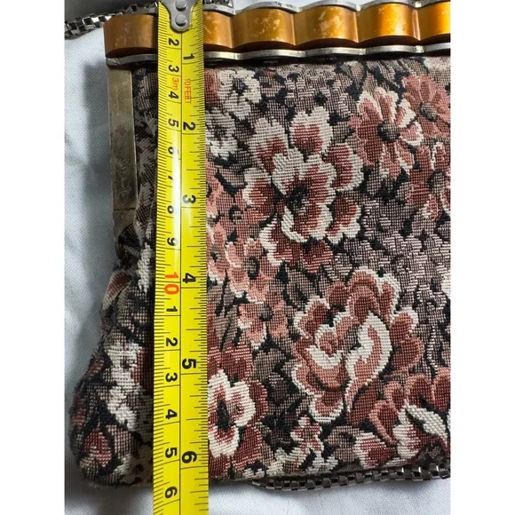 Vintage VTG Floral Tapestry Clutch with Chain Strap - Picture 14 of 15